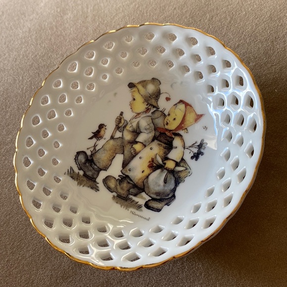 M.J.Hummel Accents 98s Reuter Porzellan Mj Hummel Hansel And Gretel